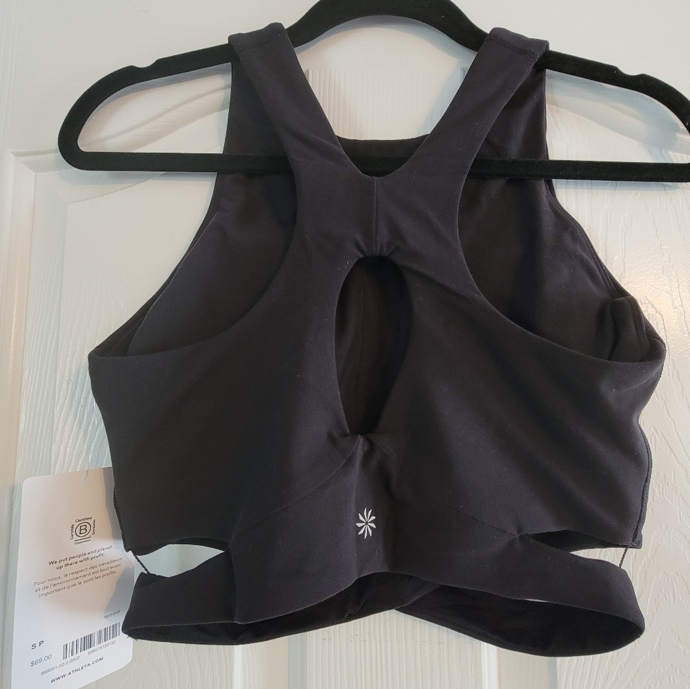 Athleta Concious Cut Out Crop sports bra - OUT OF STOCK ONLINE - Picture 5 of 7